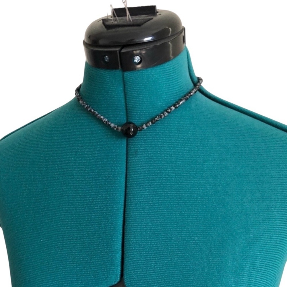 Vintage Marble Design Choker